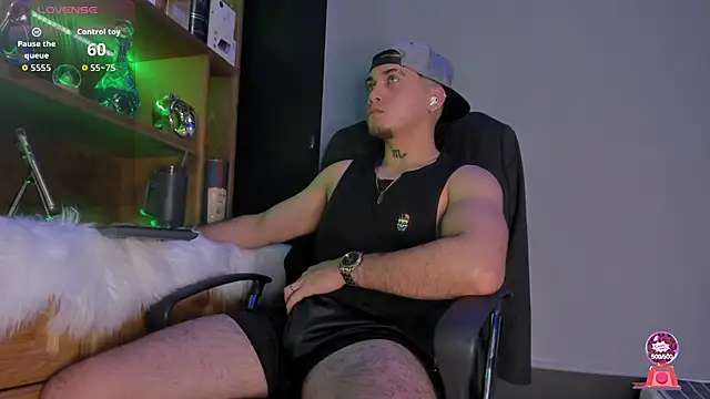 Snapshot of Gael_williams1 chatting on 4, 11, 2025 Gael williams1 online show from 4, 11, 2025