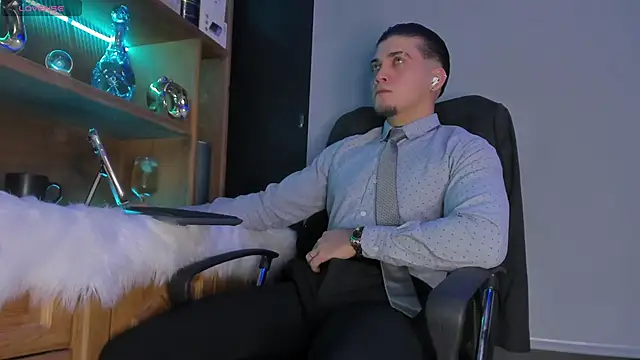 Snapshot of Gael_williams1 chatting on 7, 11, 2025 Gael williams1 online show from 7, 11, 2025