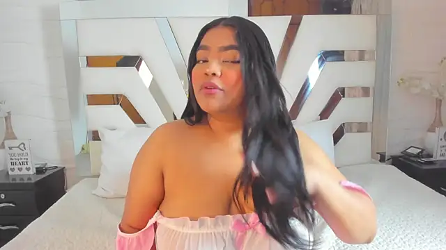 Snapshot of RileyDolly chatting on 23, 9, 2025 RileyDolly online show from 23, 9, 2025