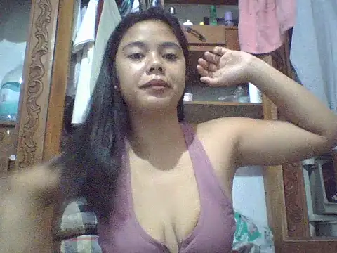 Snapshot of sweet_heaven00 chatting on 23, 3, 2026 sweet heaven00 online show from 23, 3, 2026