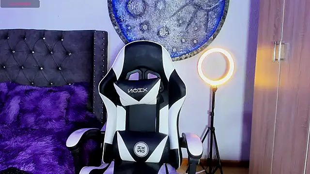 Snapshot of Katherine_Rose chatting on 31, 3, 2026 Katherine Rose online show from 31, 3, 2026