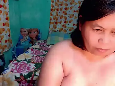 Snapshot of lovelable_smile chatting on 2, 4, 2026 lovelable smile online show from 2, 4, 2026