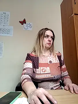 Snapshot of Ami_Foxy chatting on 2, 3, 2026 Ami Foxy online show from 2, 3, 2026