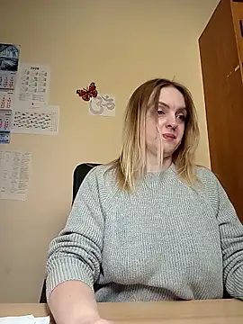Snapshot of Ami_Foxy chatting on 4, 5, 2026 Ami Foxy online show from 4, 5, 2026