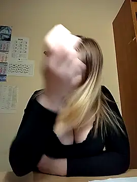 Snapshot of Ami_Foxy chatting on 6, 5, 2026 Ami Foxy online show from 6, 5, 2026