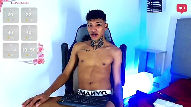 Snapshot of Rick_Wade chatting on 20, 12, 2025 Rick Wade online show from 20, 12, 2025