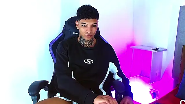 Snapshot of Rick_Wade chatting on 17, 2, 2026 Rick Wade online show from 17, 2, 2026