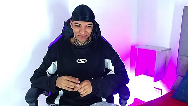 Snapshot of Rick_Wade chatting on 25, 2, 2026 Rick Wade online show from 25, 2, 2026