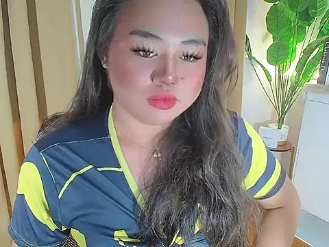 Snapshot of ursexy_ceciliaxx chatting on 8, 4, 2026 ursexy ceciliaxx online show from 8, 4, 2026