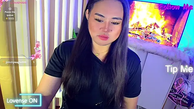 Snapshot of ursexy_ceciliaxx chatting on 19, 6, 2026 ursexy ceciliaxx online show from 19, 6, 2026