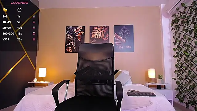 Snapshot of ChristopherBlack_ chatting on 10, 1, 2026 ChristopherBlack online show from 10, 1, 2026