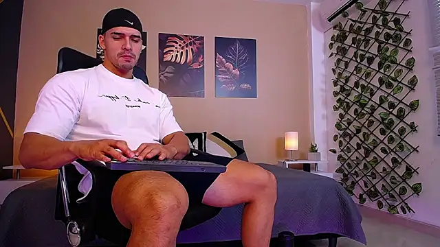 Snapshot of ChristopherBlack_ chatting on 7, 2, 2026 ChristopherBlack online show from 7, 2, 2026