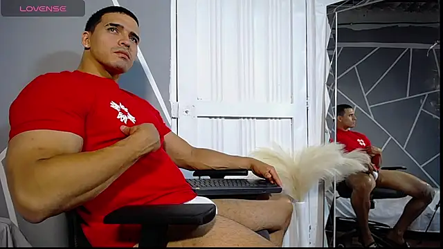 Snapshot of ChristopherBlack_ chatting on 27, 4, 2026 ChristopherBlack online show from 27, 4, 2026