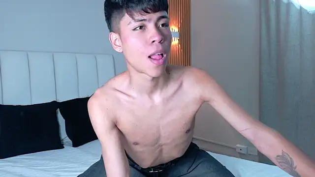 MaxiWildd online show from 12, 3, 2026