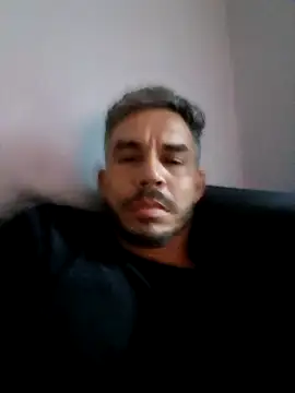 Snapshot of QfabO123 chatting on 16, 10, 2025 QfabO123 online show from 16, 10, 2025