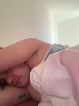 michael877675 online show from 1, 10, 2025