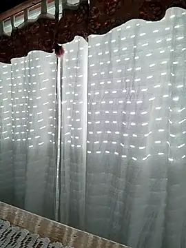 Bradd 32 online show from 3, 2, 2026