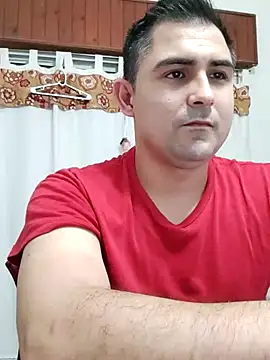 Snapshot of Bradd_32 chatting on 9, 4, 2026 Bradd 32 online show from 9, 4, 2026