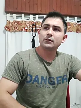 Snapshot of Bradd_32 chatting on 25, 4, 2026 Bradd 32 online show from 25, 4, 2026