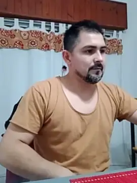 Snapshot of Bradd_32 chatting on 14, 6, 2026 Bradd 32 online show from 14, 6, 2026