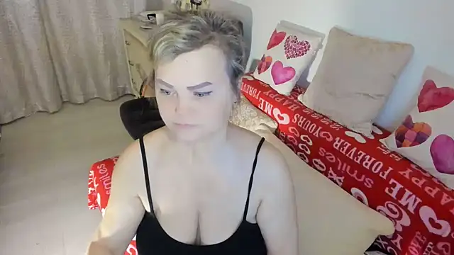 Snapshot of MildMature chatting on 27, 3, 2026 MildMature online show from 27, 3, 2026