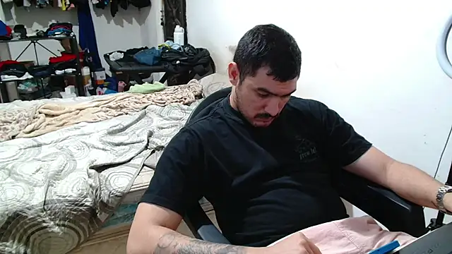 Snapshot of Leonino231 chatting on 14, 3, 2026 Leonino231 online show from 14, 3, 2026