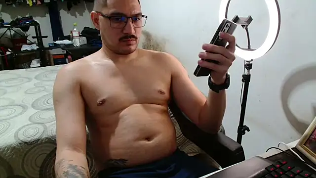 Snapshot of Leonino231 chatting on 26, 3, 2026 Leonino231 online show from 26, 3, 2026