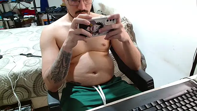 Snapshot of Leonino231 chatting on 2, 4, 2026 Leonino231 online show from 2, 4, 2026