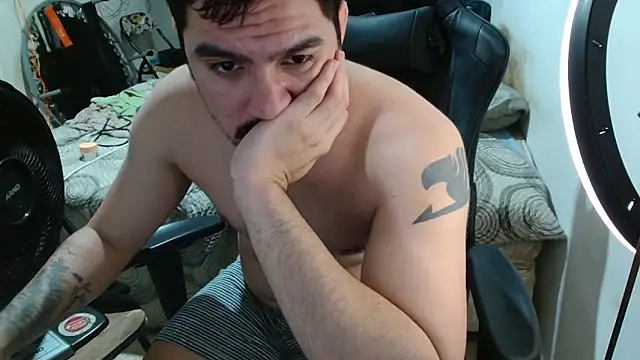 Snapshot of Leonino231 chatting on 9, 6, 2026 Leonino231 online show from 9, 6, 2026