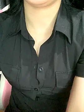 Snapshot of Linhtruong_ chatting on 24, 9, 2025 Linhtruong online show from 24, 9, 2025