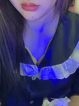 Snapshot of Linhtruong_ chatting on 23, 4, 2026 Linhtruong online show from 23, 4, 2026