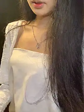 Snapshot of Nhinhi18 chatting on 22, 4, 2026 Nhinhi18 online show from 22, 4, 2026