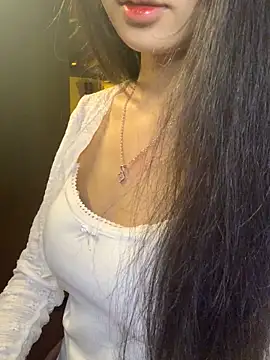 Snapshot of Nhinhi18 chatting on 26, 4, 2026 Nhinhi18 online show from 26, 4, 2026