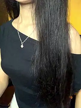 Snapshot of Nhinhi18 chatting on 12, 6, 2026 Nhinhi18 online show from 12, 6, 2026