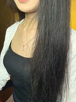 Snapshot of Nhinhi18 chatting on 19, 6, 2026 Nhinhi18 online show from 19, 6, 2026