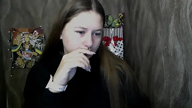 Snapshot of Linda_S_ chatting on 3, 10, 2025 Linda S online show from 3, 10, 2025