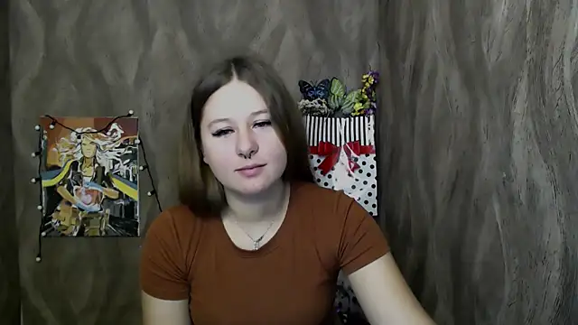 Snapshot of Linda_S_ chatting on 8, 10, 2025 Linda S online show from 8, 10, 2025