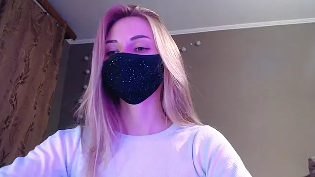 Snapshot of Iris_lave chatting on 26, 9, 2025 Iris lave online show from 26, 9, 2025