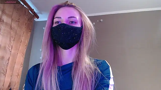 Snapshot of Iris_lave chatting on 28, 9, 2025 Iris lave online show from 28, 9, 2025