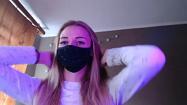 Snapshot of Iris_lave chatting on 30, 9, 2025 Iris lave online show from 30, 9, 2025