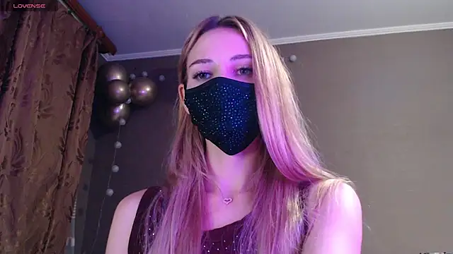 Snapshot of Iris_lave chatting on 7, 11, 2025 Iris lave online show from 7, 11, 2025