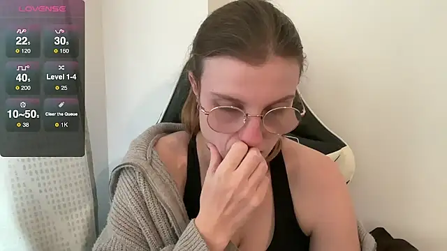 Snapshot of BustyKellyXXX chatting on 7, 1, 2026 BustyKellyXXX online show from 7, 1, 2026