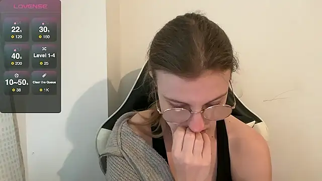 Snapshot of BustyKellyXXX chatting on 12, 1, 2026 BustyKellyXXX online show from 12, 1, 2026