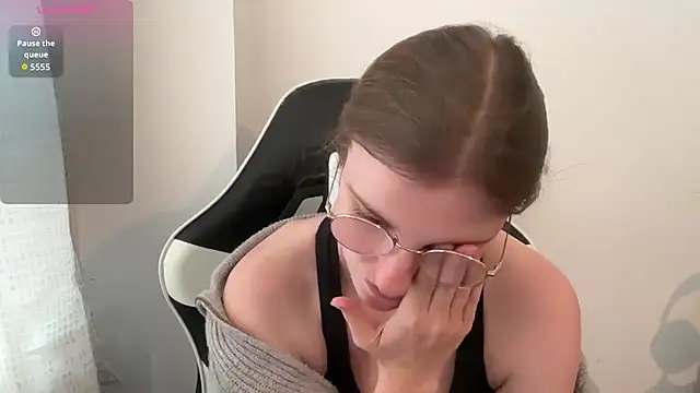 Snapshot of BustyKellyXXX chatting on 19, 2, 2026 BustyKellyXXX online show from 19, 2, 2026