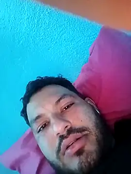 Snapshot of Frank0021 chatting on 26, 11, 2025 Frank0021 online show from 26, 11, 2025