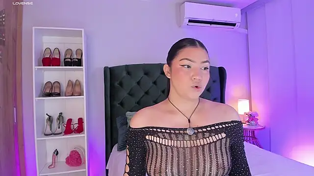 naughty fun room online show from 14, 4, 2026