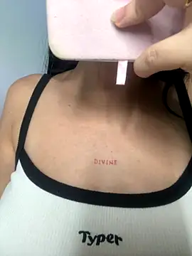 lucy grey25 online show from 9, 11, 2025