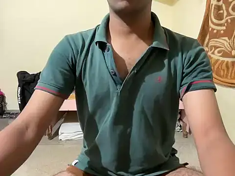 Snapshot of project085 chatting on 28, 10, 2025 project085 online show from 28, 10, 2025