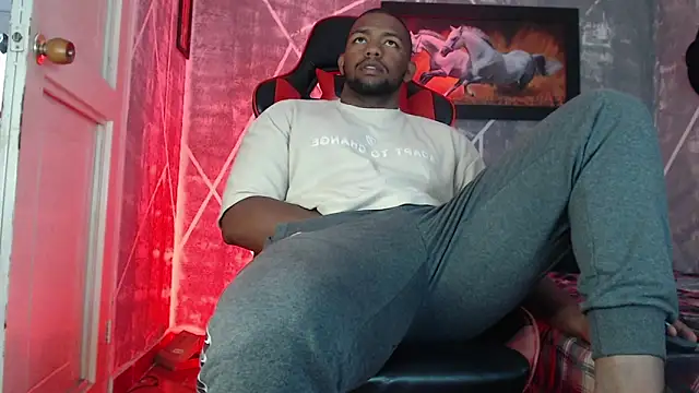 Snapshot of big_blackmen19 chatting on 28, 10, 2025 big blackmen19 online show from 28, 10, 2025