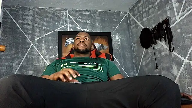 Snapshot of big_blackmen19 chatting on 6, 3, 2026 big blackmen19 online show from 6, 3, 2026